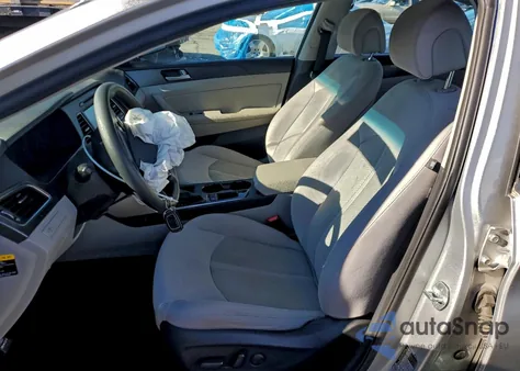 2016 Hyundai Sonata Sport z USA, uszkodzony, nr VIN 5NPE34AFXGH307776